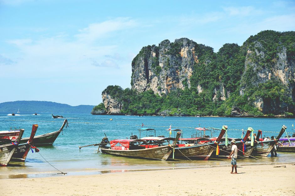 Tham Nang Beach