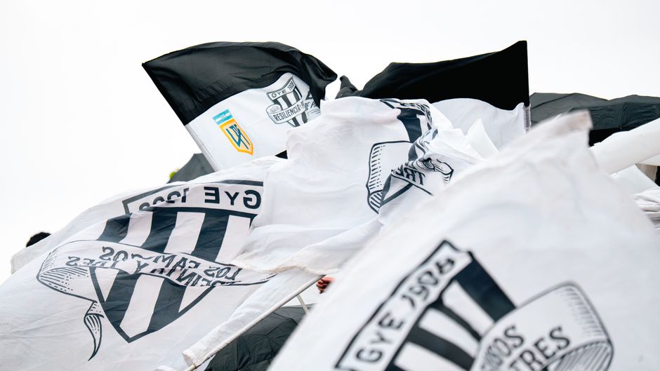 banner